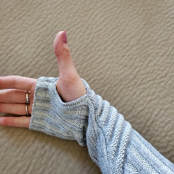 Lululemon Scuba Ribbed Hoodia Size 4 (Fits like a 6) - Picture 8 of 9